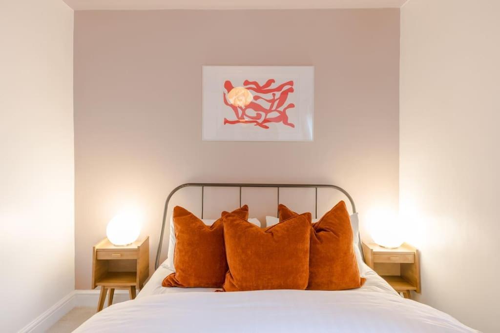The Clissold, Two Bedroom Apartment N5 ロンドン エクステリア 写真